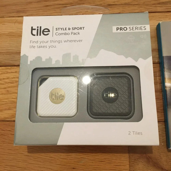 BRAND NEW Lot of Two combo Pack Tile PRO Series - Picture 2 of 5